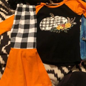 Boutique outfit NWOT 12/18m